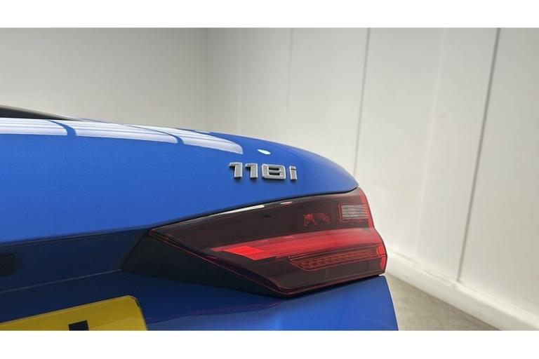 2022 BMW 1 Series 1.5 118i M Sport (LCP) Hatchback 5dr Petrol DCT Euro 6 (s/s) (136 ps) Hatchback...