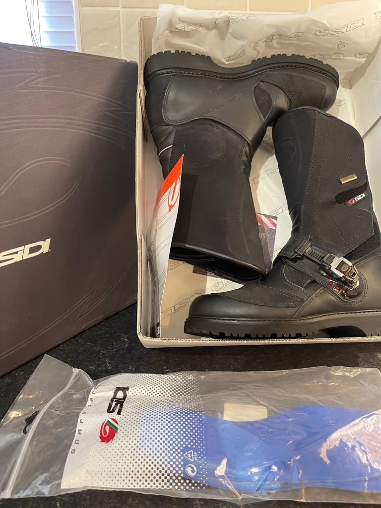 Motorcycle boots
