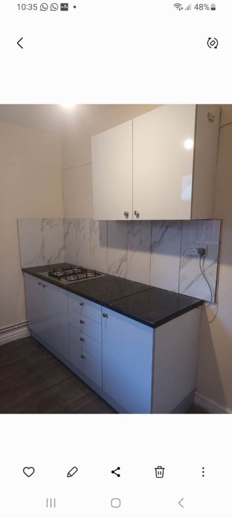 2 bed house new decorated new carpets