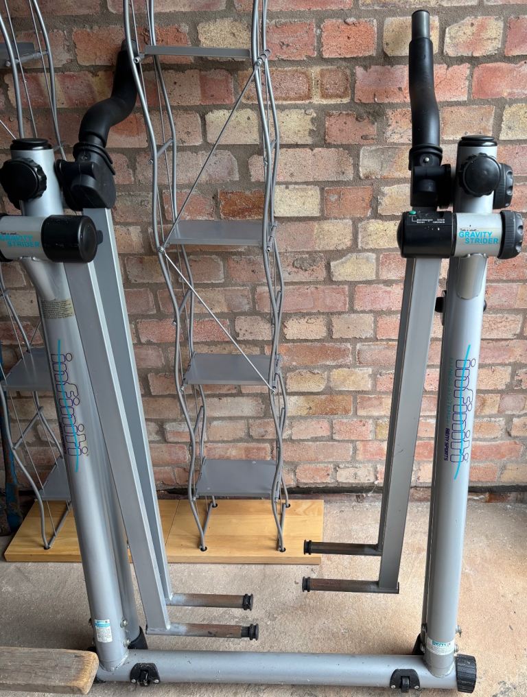 Infiniti gravity strider