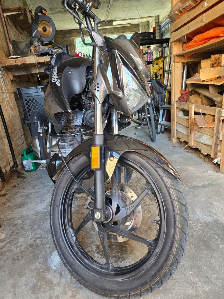 Lexmoto, ISCA, 2024, 124 (cc)