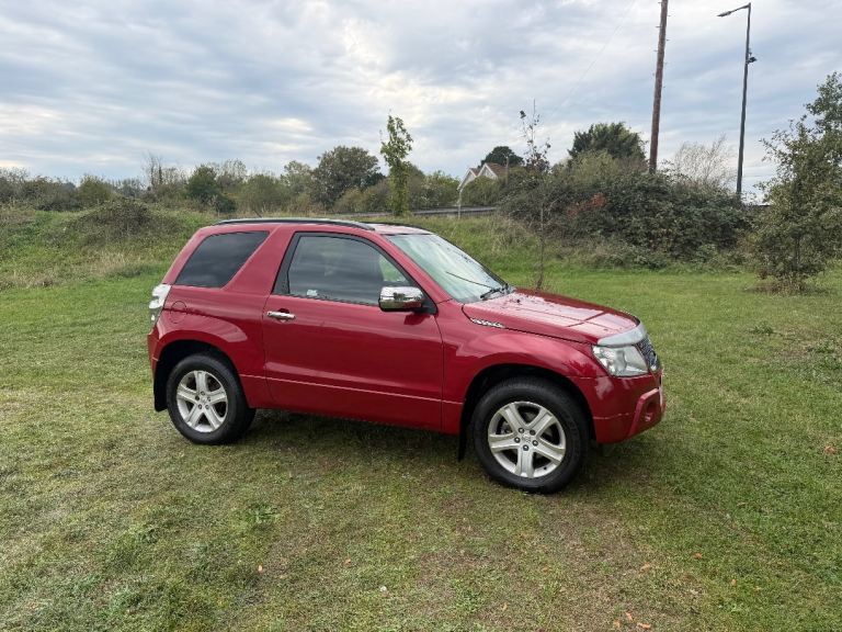 Suzuki, GRAND VITARA, Estate, 2011, Manual, 2393 (cc), 3 doors