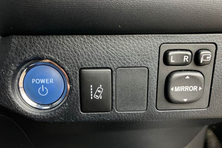 2017 Toyota RAV4 2.5 VVT-i Hybrid Excel TSS 5dr CVT SUV PETROL/ELECTRIC Automatic