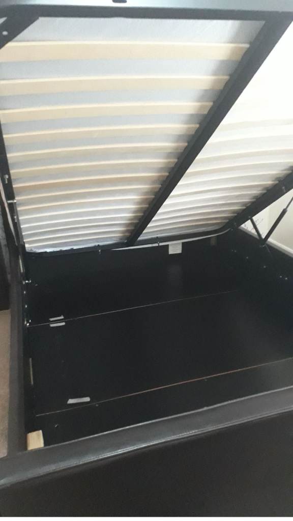 Ottoman bed frame. Double 4ft 6inches bed frame only does not include matressss