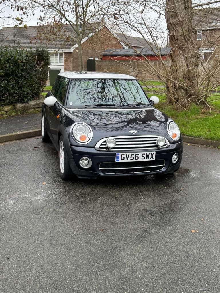 Mini Cooper Hatch R56