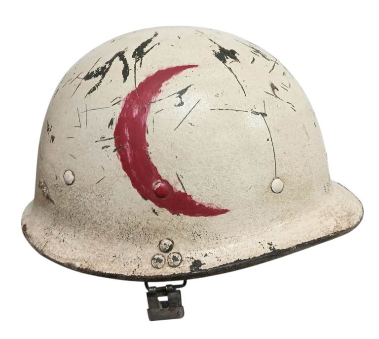 Gulf War One / Desert Storm : Iraqi Medics Red Crescent M80 Helmet - No Liner