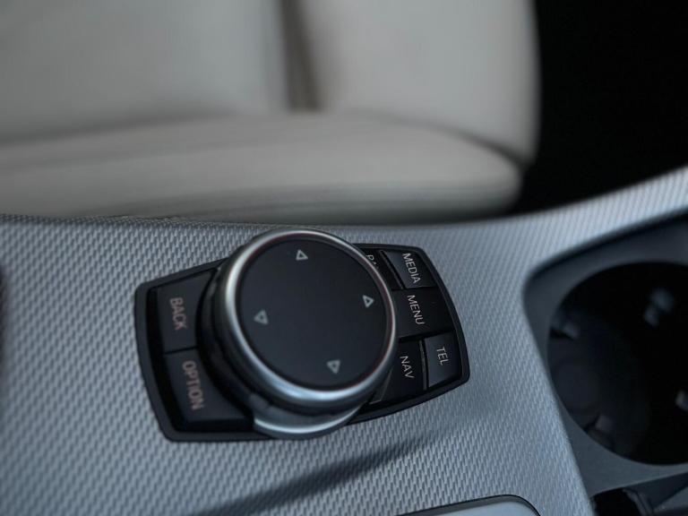 2016 BMW 5 Series 520d [190] M Sport 5dr Step Auto ESTATE DIESEL Automatic