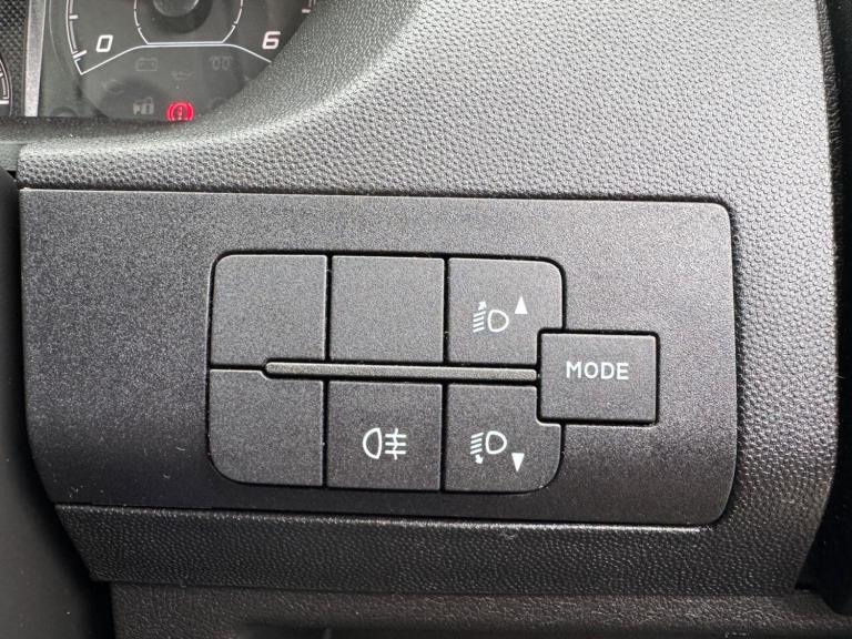 SWIFT ESCAPE 695 - 2017