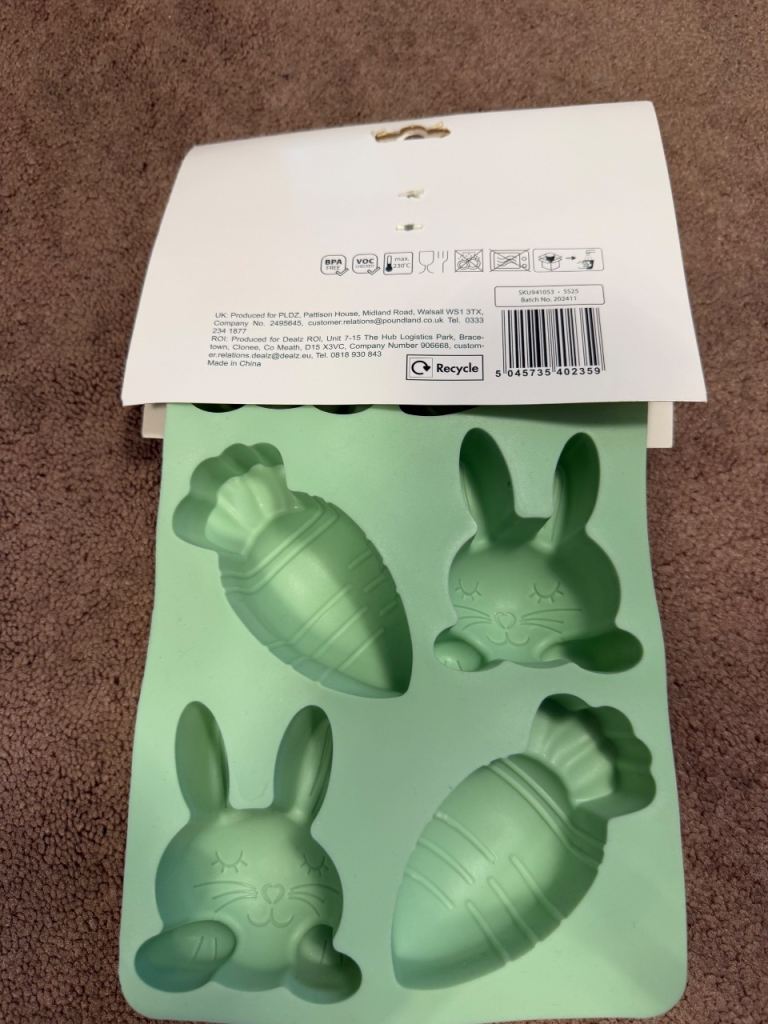 New Easter Silicone Mould - Carrots & Bunnies