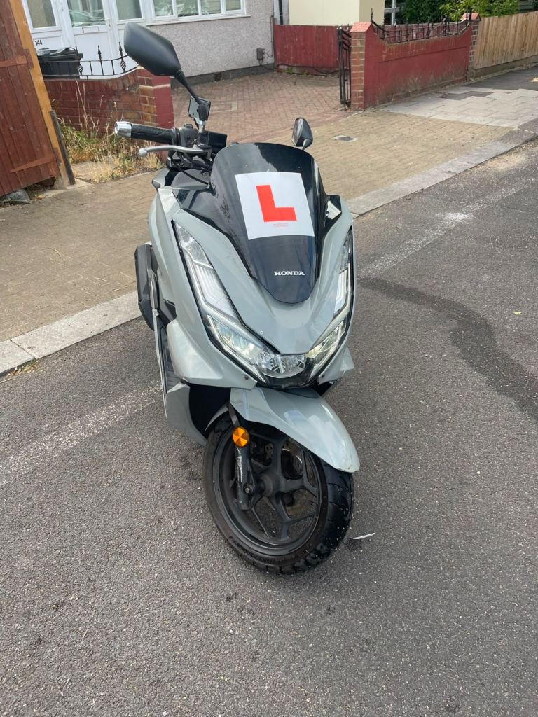 Honda, PCX, 2022, 125 (cc)