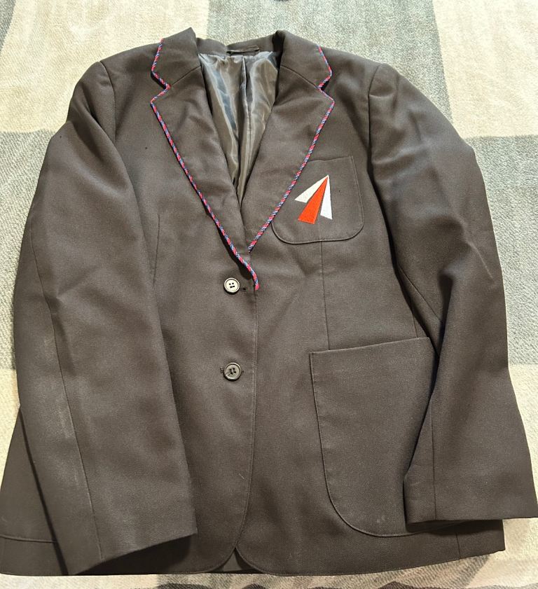 Alderman White blazer - girls size 34”