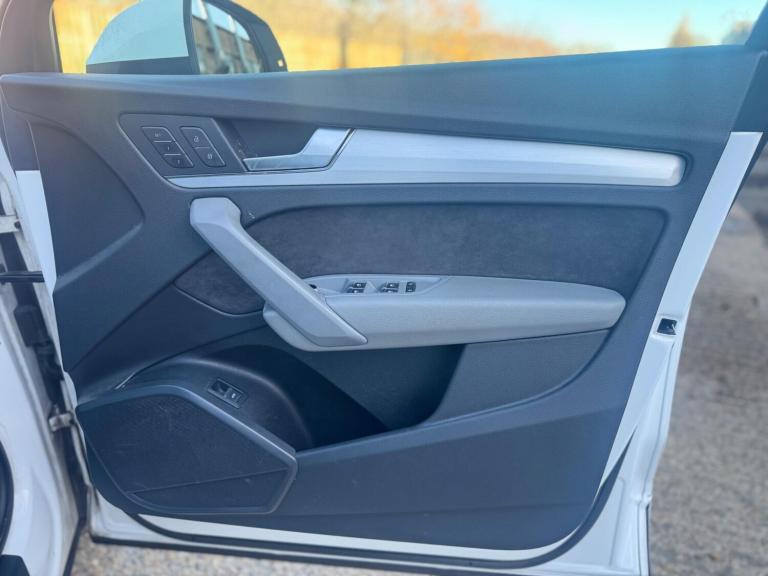 2019 Audi Q5 45 TFSI Quattro S Line 5dr S Tronic ESTATE PETROL Automatic