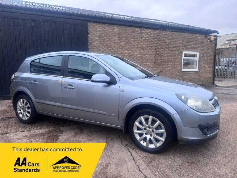 2006 Vauxhall Astra 1.8i 16v Design Sport Hatch 3dr Petrol Automatic (194 g/km, 123 bhp) Hatchbac...