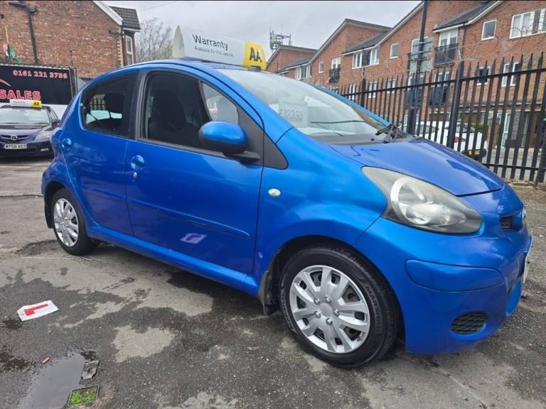 2009 Toyota AYGO 1.0 VVT-i Blue Hatchback 5dr Petrol Manual Euro 4 (67 bhp) Hatchback Petrol Manual
