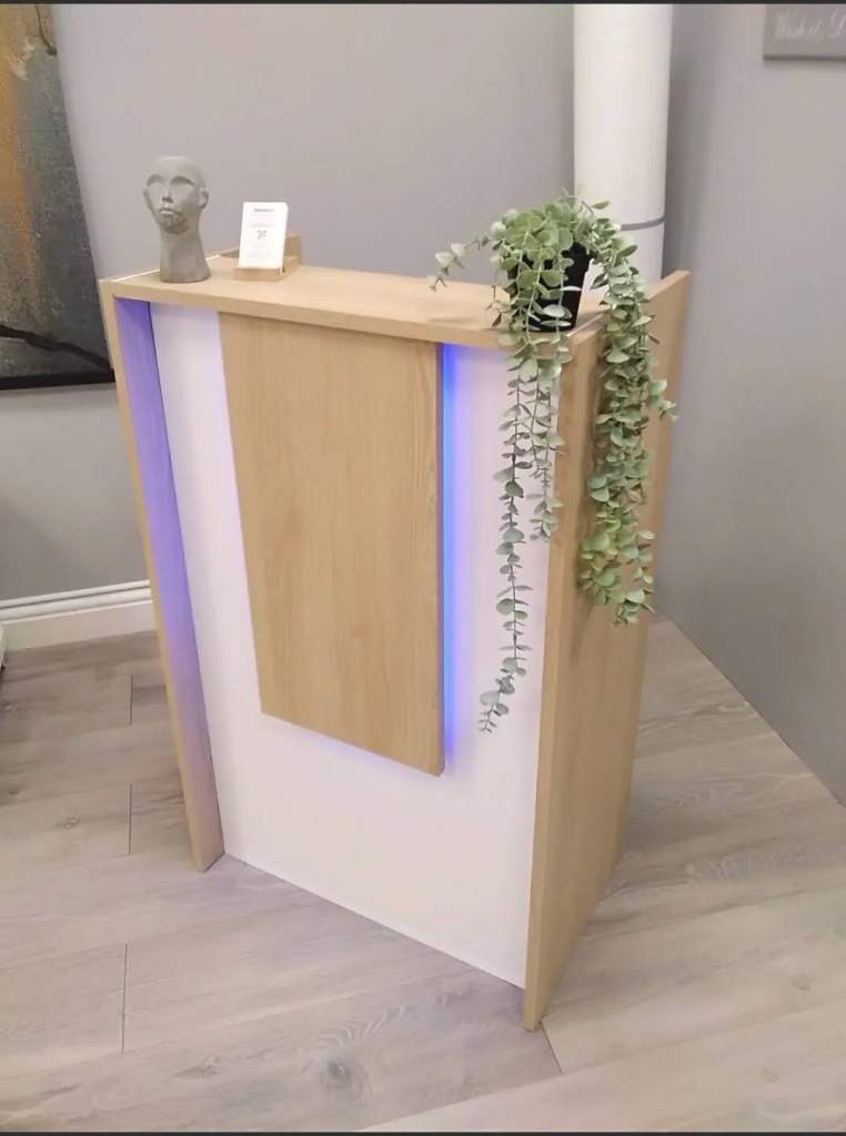 Salon reception desk 
