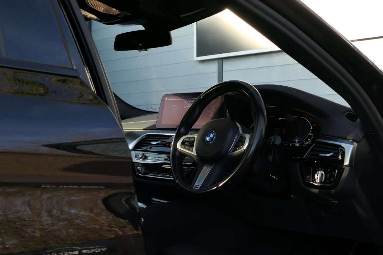 2023 BMW 5 Series 530e M Sport 5dr Auto ESTATE PETROL/ELECTRIC Automatic