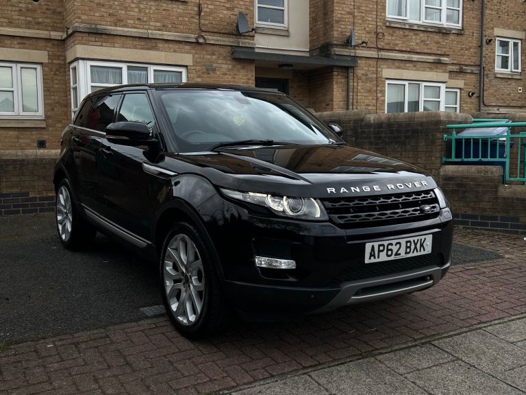 2013 Range Rover prestige 2.2 automatic fully loaded 