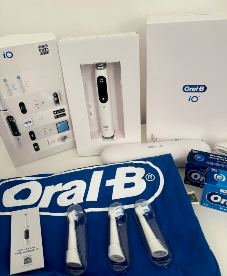 Oral-B iO Series 9 Electric Toothbrush – White – Full Box & Accessories