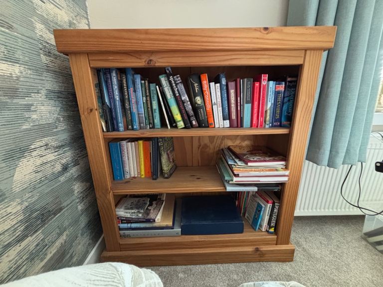 3 shelf bookcase