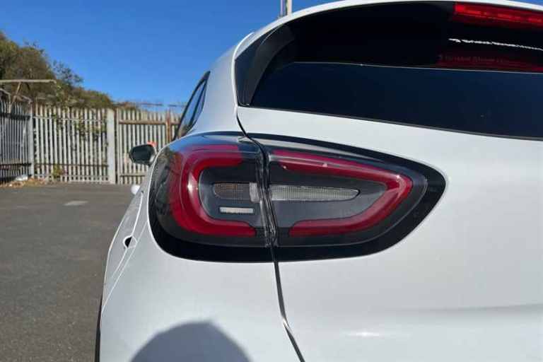 2022 Ford Puma 1.0 EcoBoost Hybrid mHEV Titanium 5dr DCT HATCHBACK PETROL Automatic