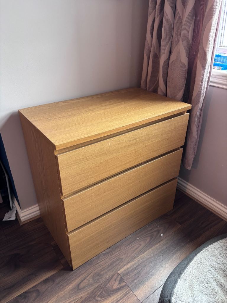 Malm chest of drawers 