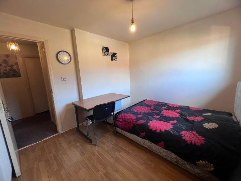 Room to rent in Glasgow Southside 