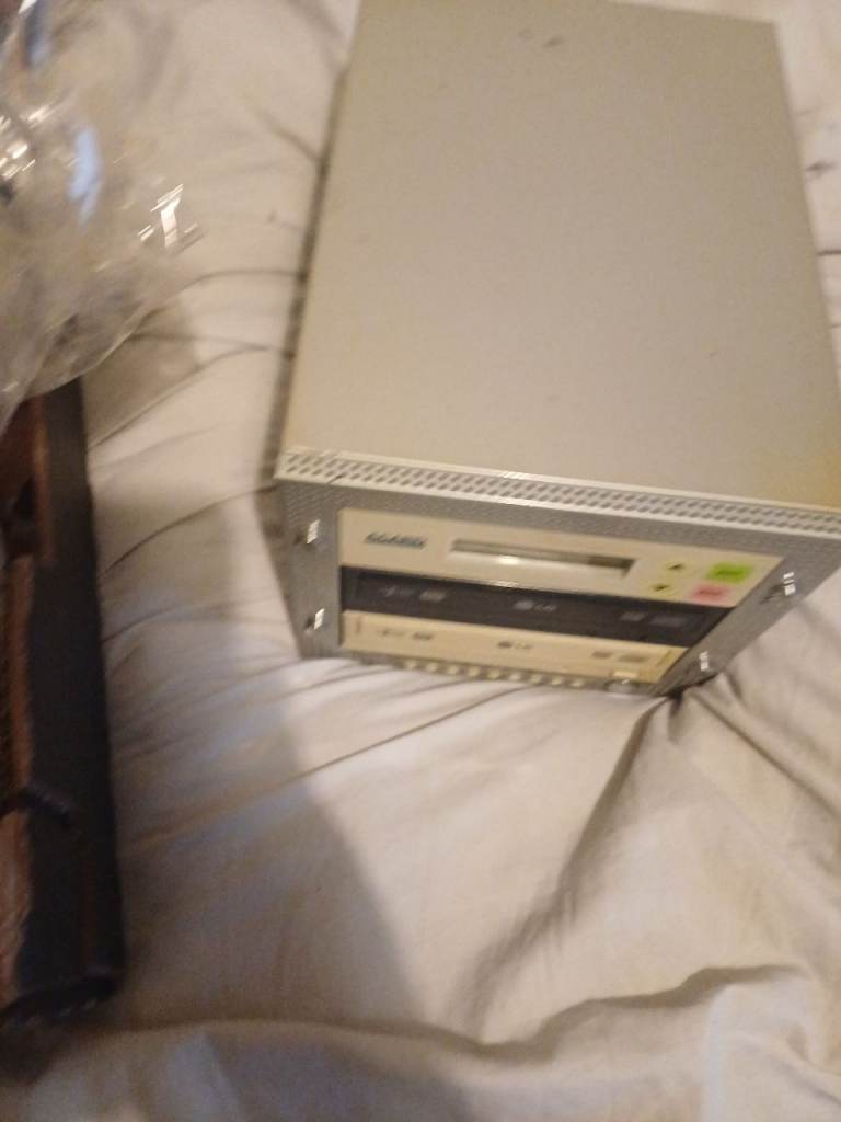 Various computer and ps parts etc