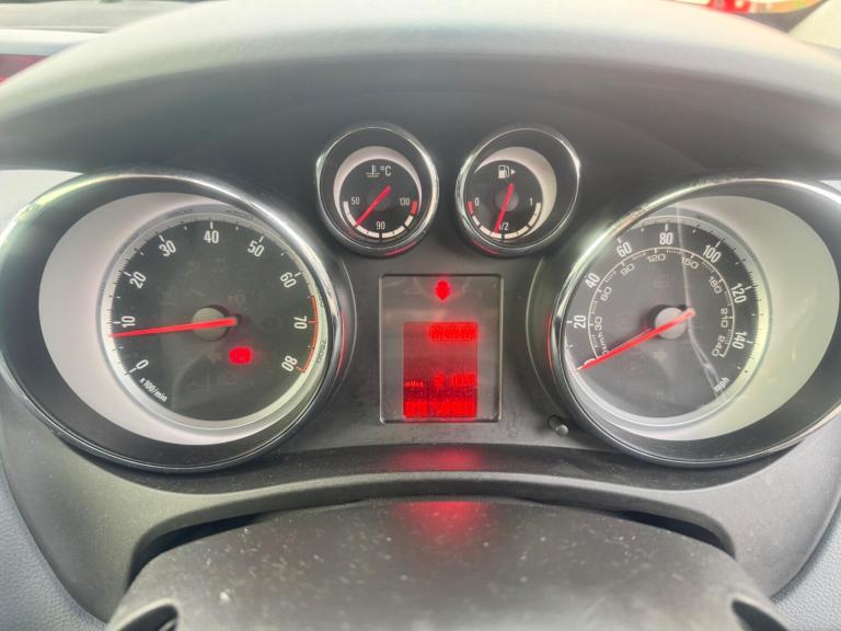 2014 Vauxhall Meriva 1.4T 16V SE 5dr MPV PETROL Manual