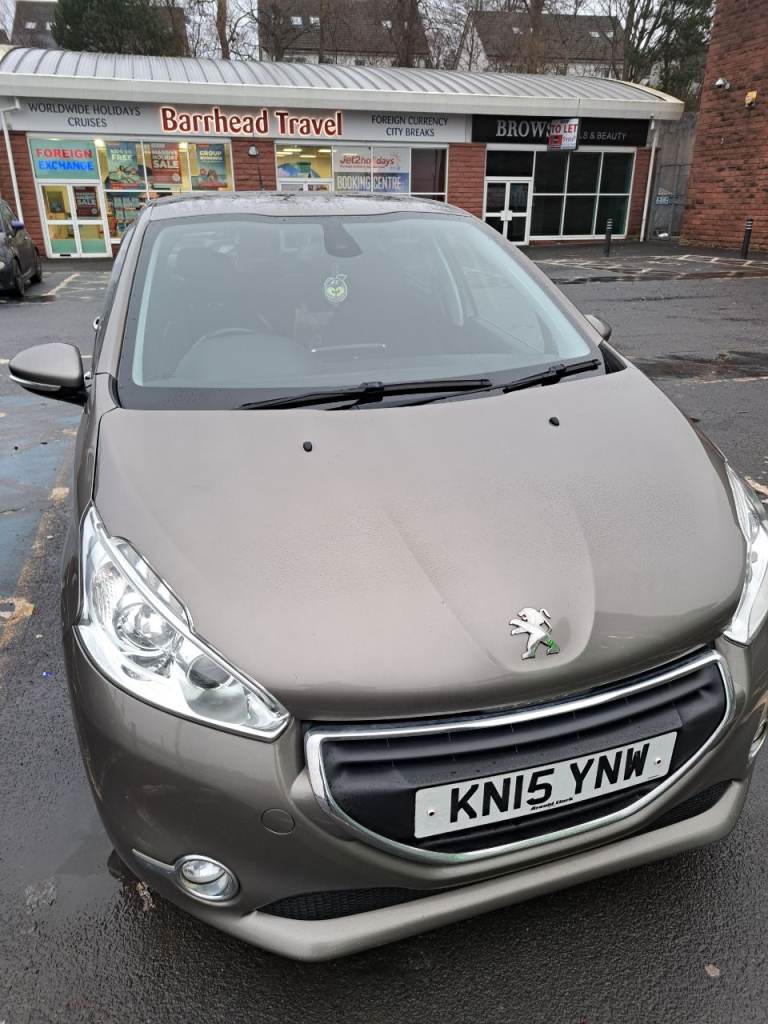 Peugeot, 208, Hatchback, 2015, Manual, 1560 (cc), 5 doors