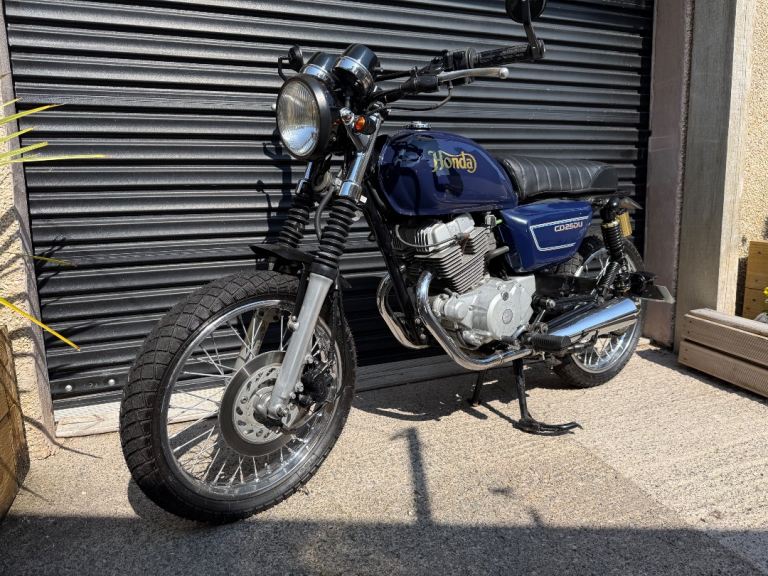  Classic 80’s Honda cd250 u retro cafe racer 250cc 4 stroke