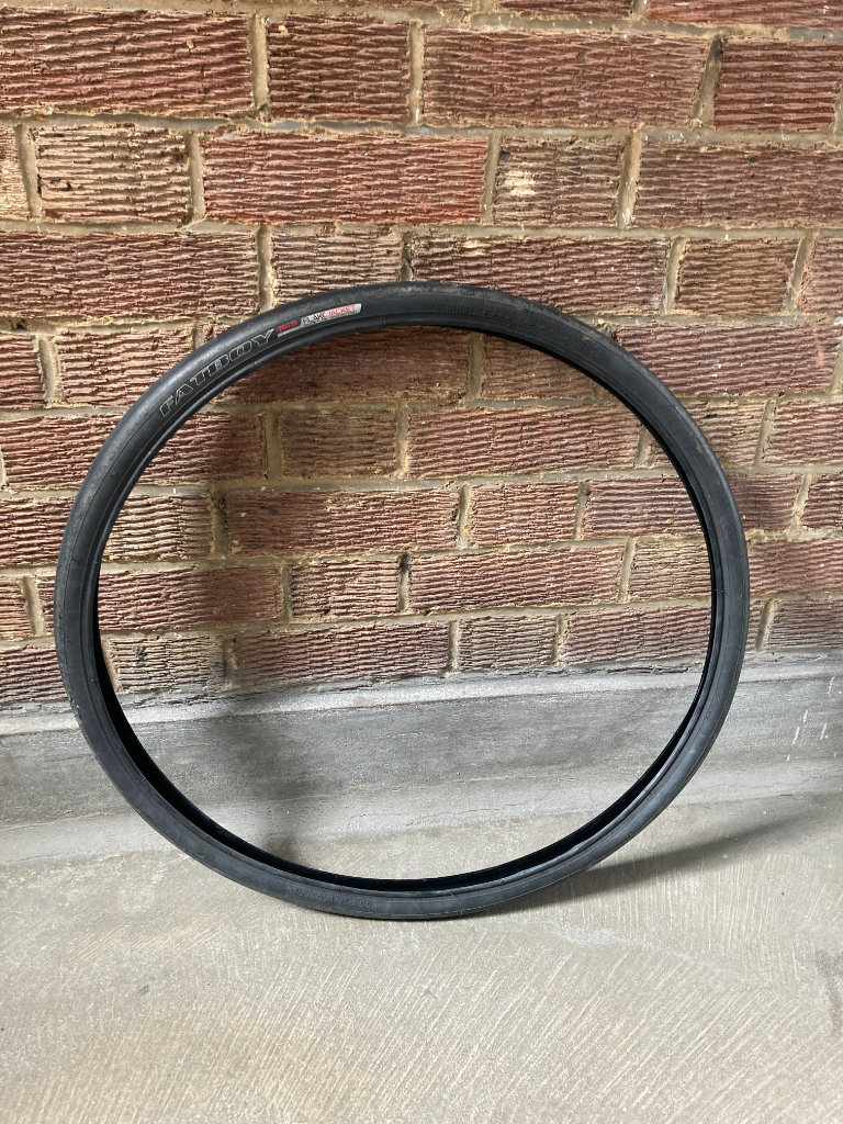 Specialized Fatboy 26x1.25 Bike Tyre, Hight resistance, Anti puncture, Only two months used