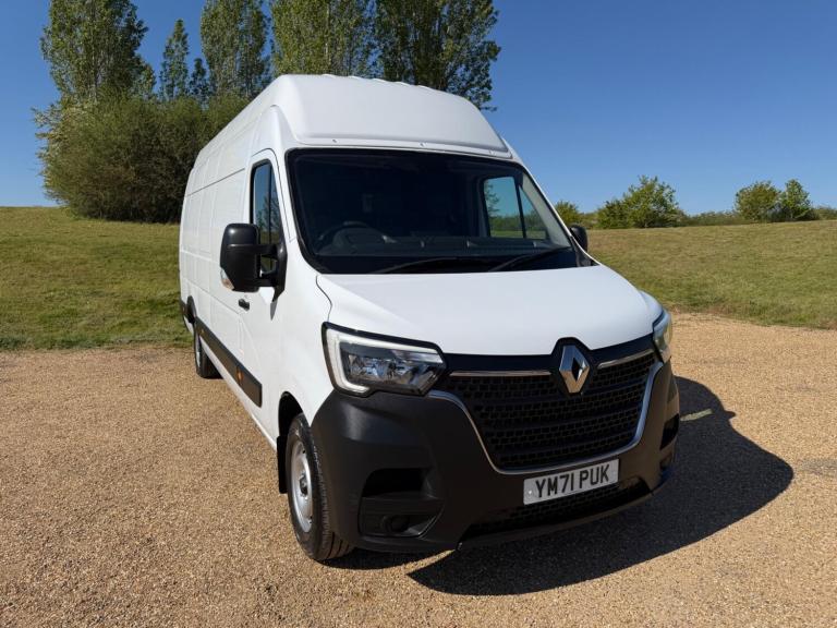 2022 Renault Master 2.3 dCi ENERGY 35 Business Long Overhang Panel Van RWD LWB Medium Roof Euro P...