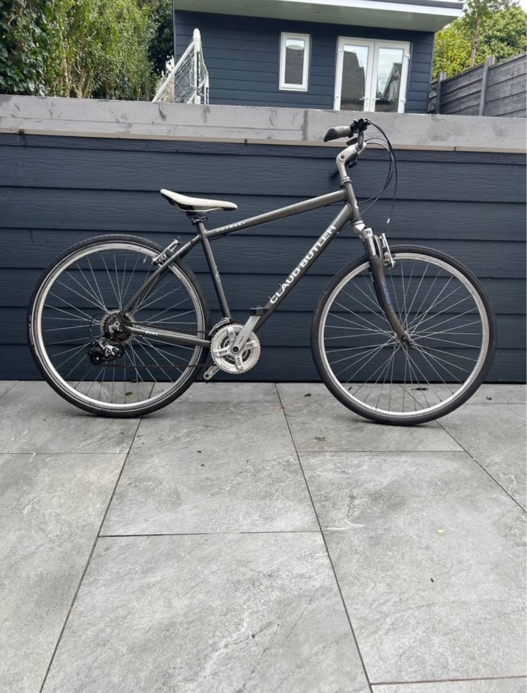 Claud Butler 21 Speed 28” Hybrid - Tuned & Ready - M Frame