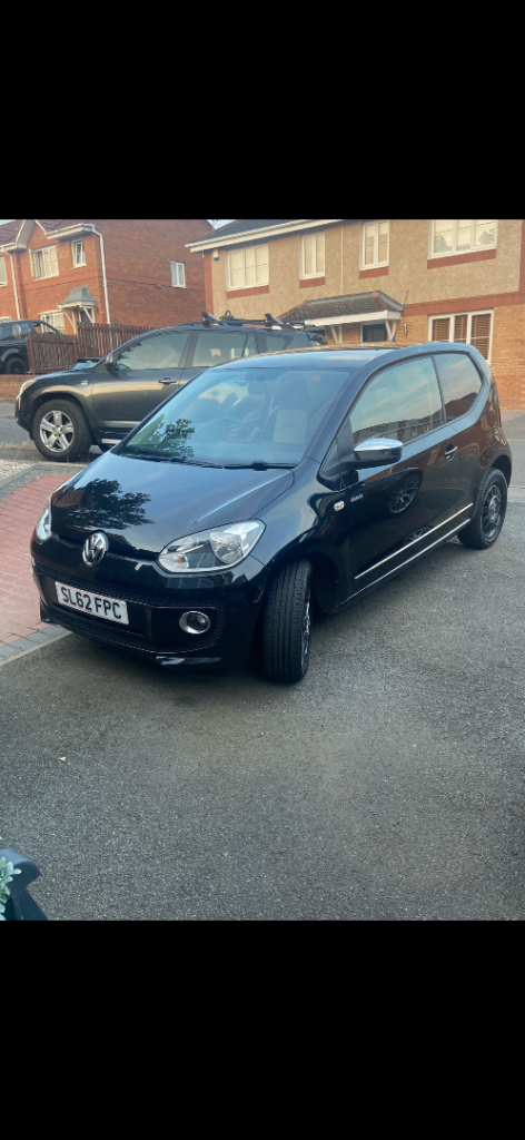 Volkswagen, UP, Hatchback, 2012, Manual, 999 (cc), 3 doors