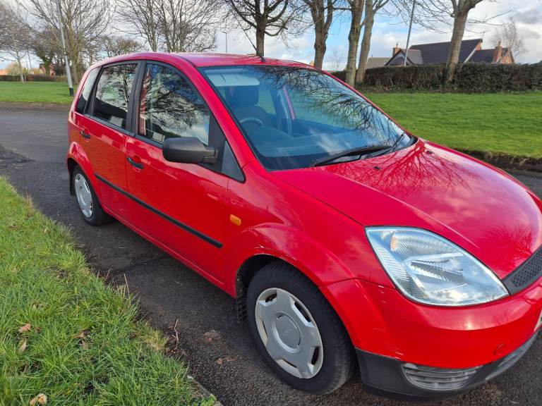 Ford, FIESTA, Hatchback, 2005, Manual, 1242 (cc), 5 doors