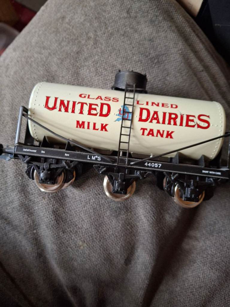 Vintage United Dairies Milk Tank Wagon Model Train