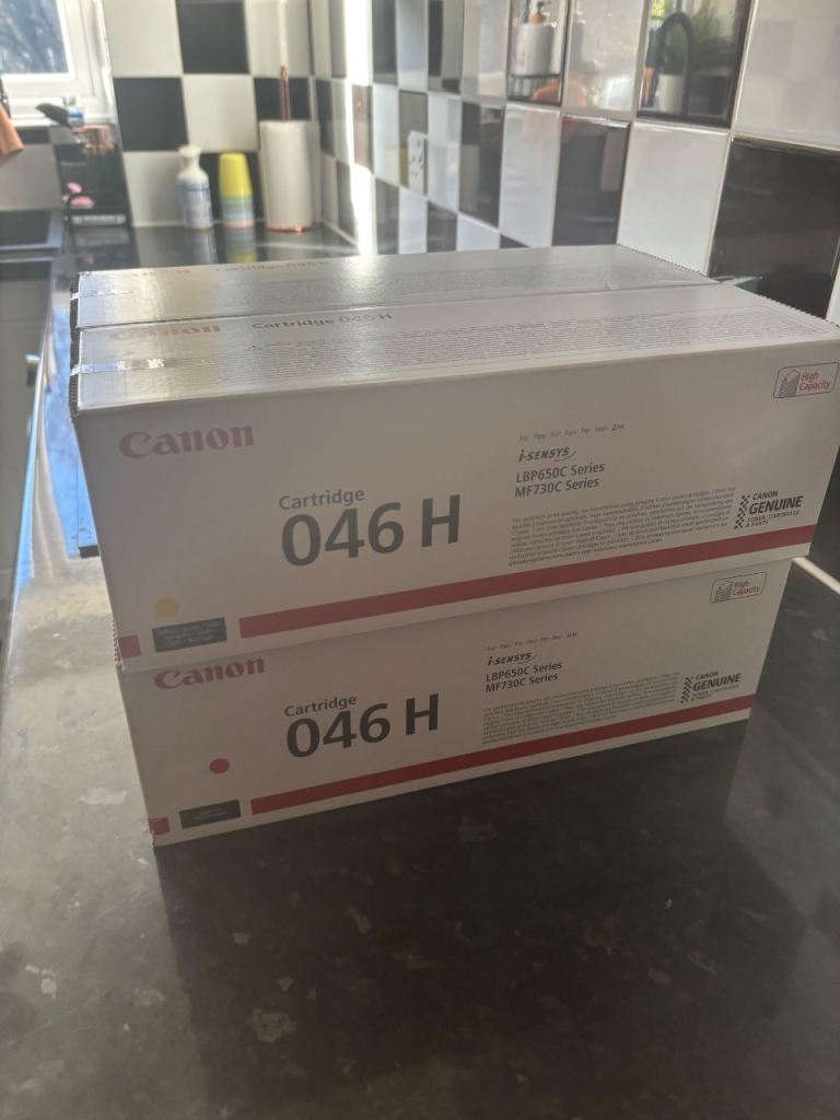 Canon 046 H toner cartridge set