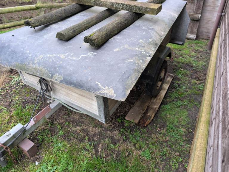 image for Wooden box trailer 