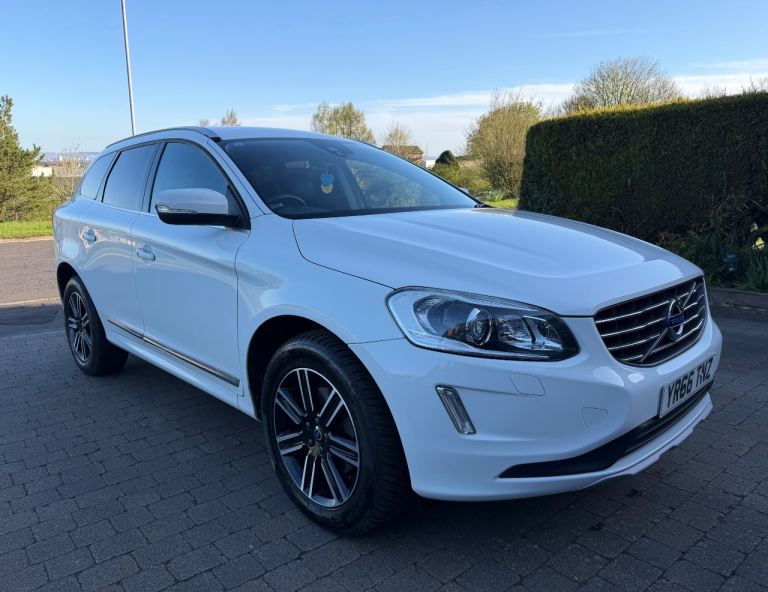 Volvo, XC60, Estate, 2016, Semi-Auto, 2400 (cc), 5 doors
