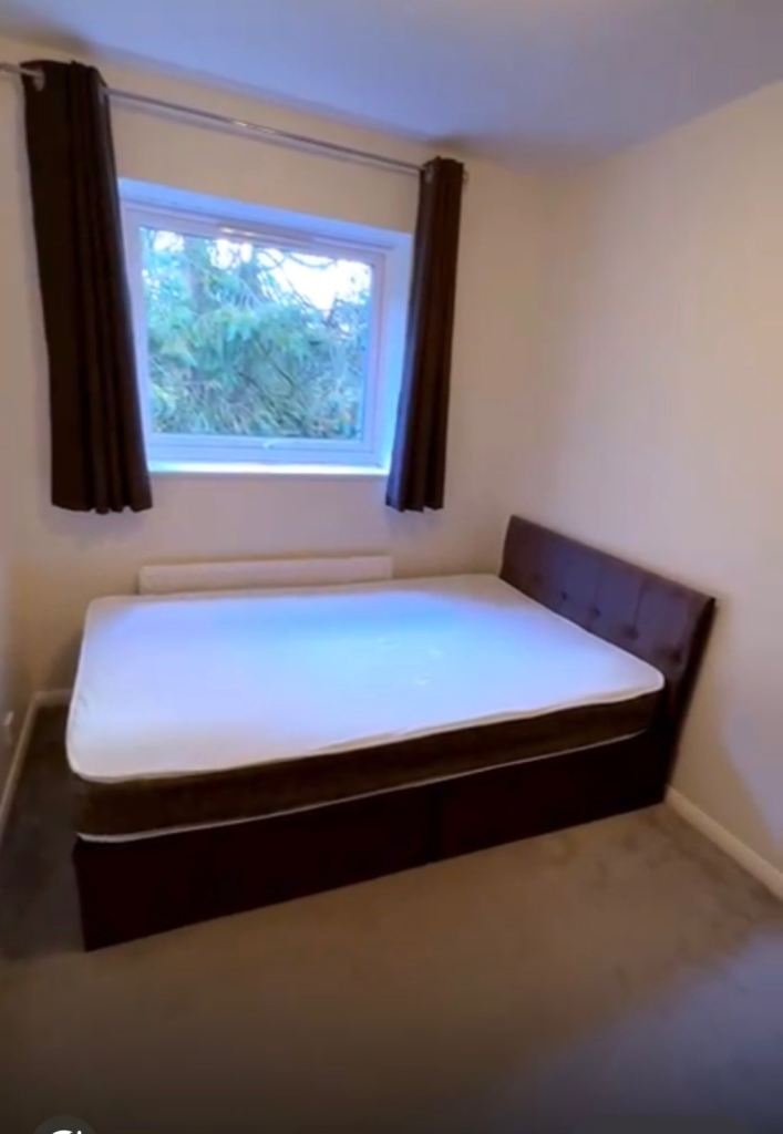 Spacious Double Room – Bills Included – BR7 (Chislehurst) – Available Now