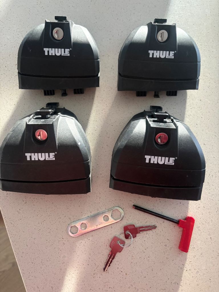 Thule roof bar kit for Mercedes A class 2018-.