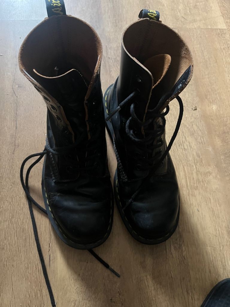 Dr martens boots 