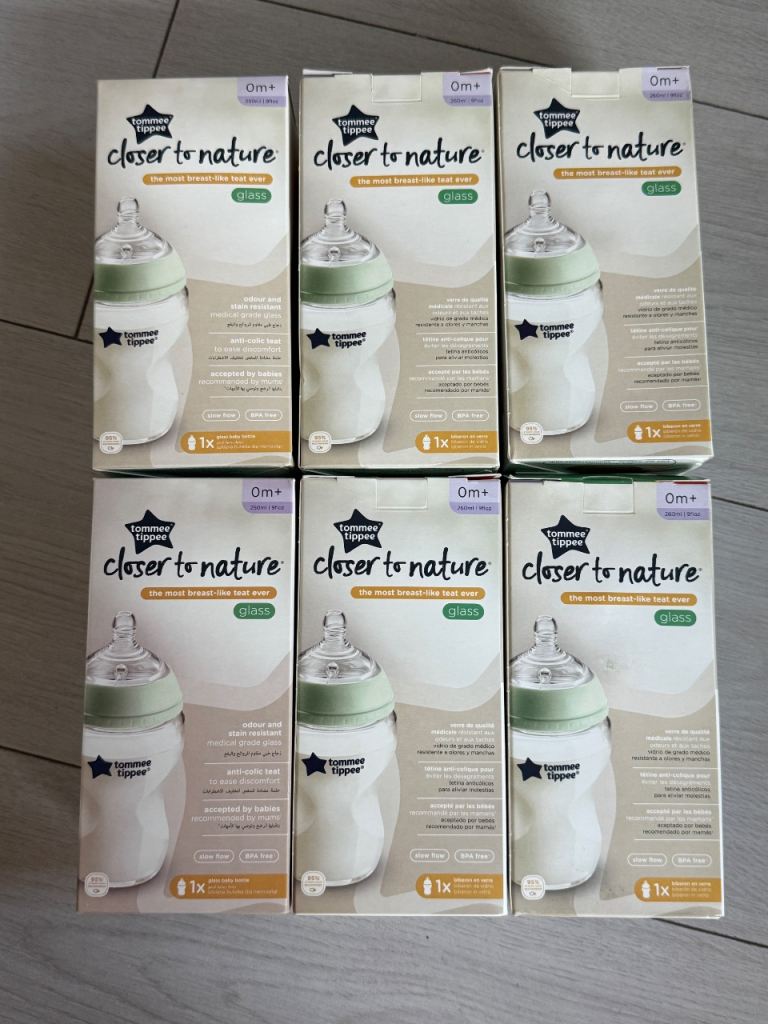 (Brand new) Tommee Tippee Closer to Nature Glass Baby Bottle,250ml