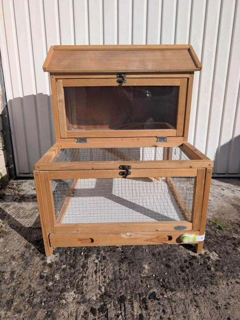 Hutch for small rodents, hamsters, gerbils etc