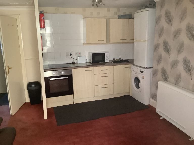 1bed flat in Newquay