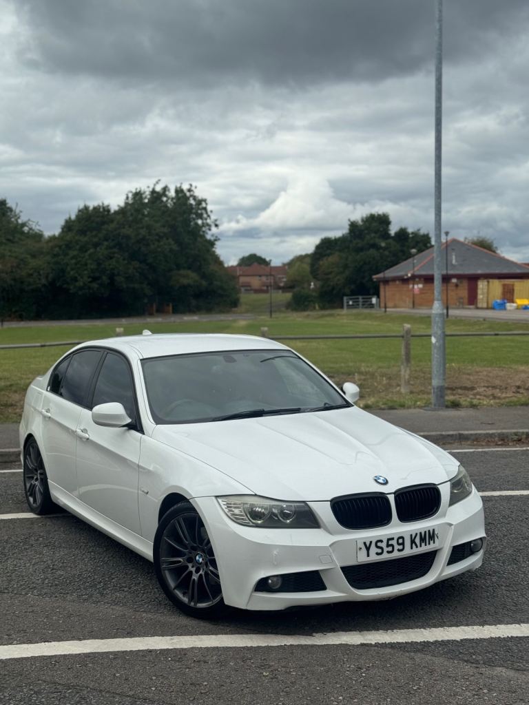 BMW, 3 SERIES, Saloon, 2010, Semi-Auto, 1995 (cc), 4 doors