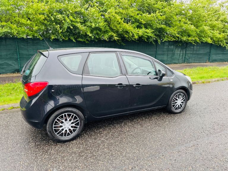 AUTOMATIC - VAUXHALL MERIVA 1.6 CDTI  DIESEL AUTO*MOT- 1 YEAR *like ford focus astra vw golf