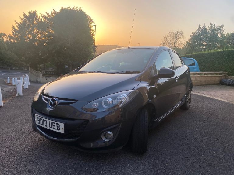 Mazda 2 Special Venture Edition 2013