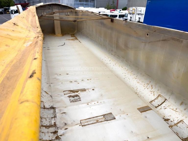 FRUEHAUF BULK TIPPING TRAILER 