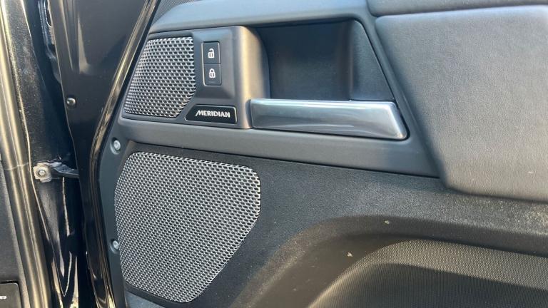 2023 Land Rover Defender Diesel Estate 3.0 D300 X-Dynamic HSE 110 5dr Auto SUV Diesel Automatic